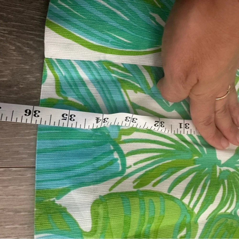 Lilly Pulitzer Dress - Picture 4 of 10